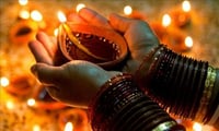 Are Mums the real heroes of Diwali Festival?